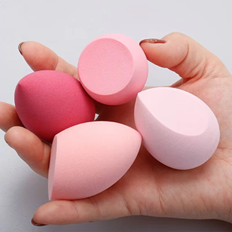 Makeup Blender Sponge – Soft, Non-Latex Cosmetic Puff for Foundation, Powder & Cream Application