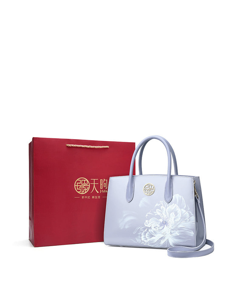 Elegant High-End Handbag – Practical & Stylish Gift for Mothers