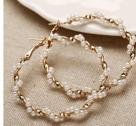 Elegant Pearl-Wrapped Hoop Earrings – Statement Fashion Jewelry