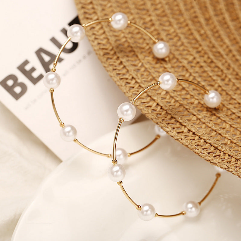 Elegant Pearl-Wrapped Hoop Earrings – Statement Fashion Jewelry