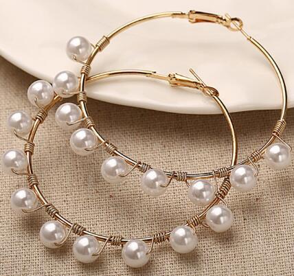 Elegant Pearl-Wrapped Hoop Earrings – Statement Fashion Jewelry