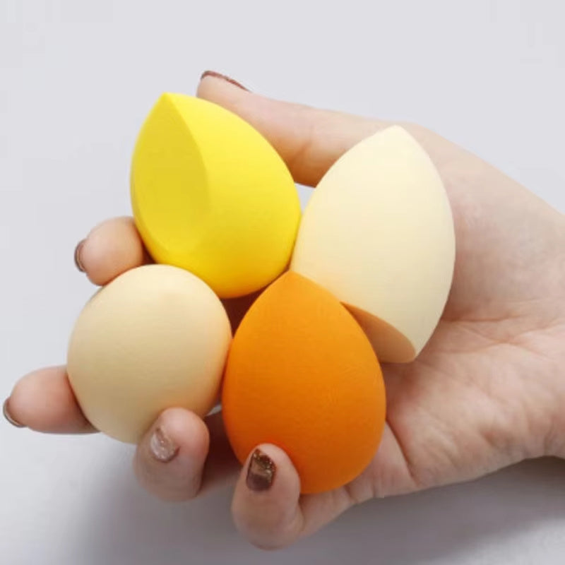 Makeup Blender Sponge – Soft, Non-Latex Cosmetic Puff for Foundation, Powder & Cream Application