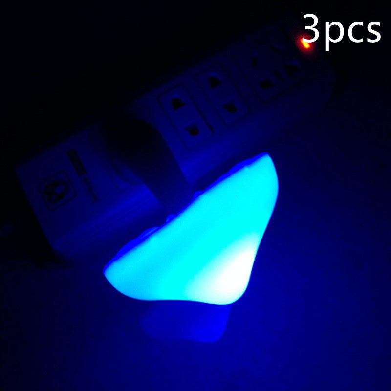 LED Mushroom Night Light – Plug-In Sensor Lamp with Warm White Glow