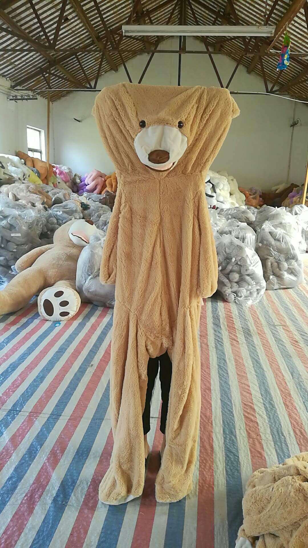 Giant Teddy Bear Plush Toy – Oversized Soft Stuffed Animal with Leather Shell (80cm–340cm)