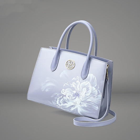 Elegant High-End Handbag – Practical & Stylish Gift for Mothers