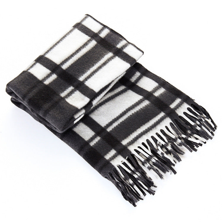 Classic Black & White Plaid Thermal Scarf – Unisex Oversized Winter Wrap