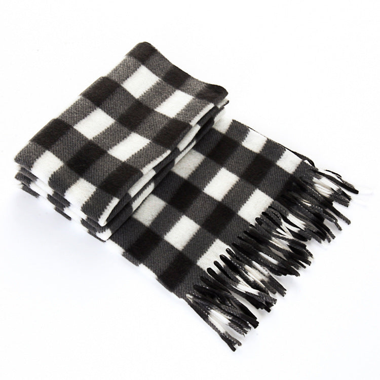 Classic Black & White Plaid Thermal Scarf – Unisex Oversized Winter Wrap